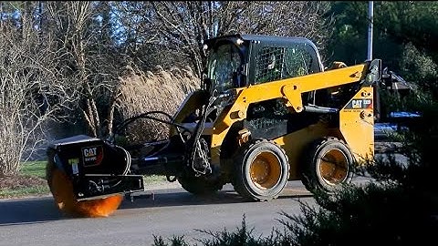 Creep Speed Control Feature on Cat® D Series Skid Steer, Multi Terrain and Compact Track Loaders