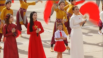 Mỹ Tâm, Hòa Minzy, Phương Mỹ Chi cùng các nghệ sĩ hòa giọng tại Lễ diễu binh, diễu hành A80 | VTV24