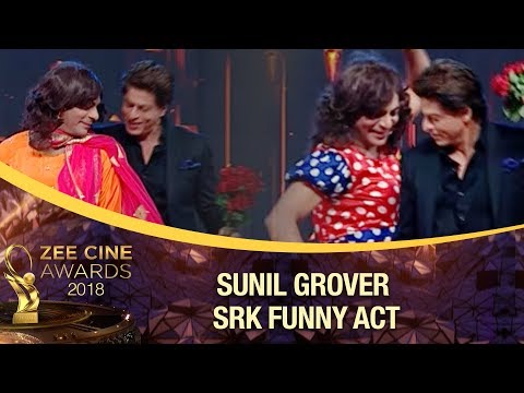 Sunil Grover Flirts With The King of Romance | Comedy Act | Zee Cine Awards 2018