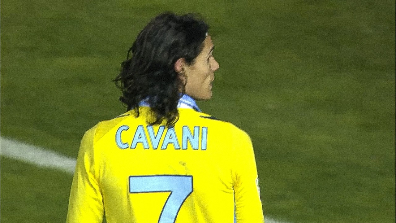 Edinson Cavani Was Unstoppable in Napoli 🔥