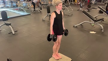 DB deficit Reverse Lunge (backward step)