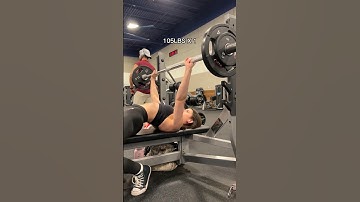 Bench Program: Week 3 🖤🤝🏼 #benchpress #chestday #powerlifting #girlswholift #gymgirl #shorts #gym