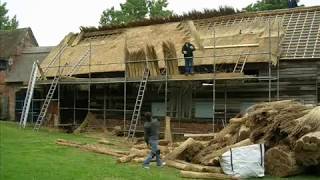 Thatch Roof Construction - Commonwealth Roofing training