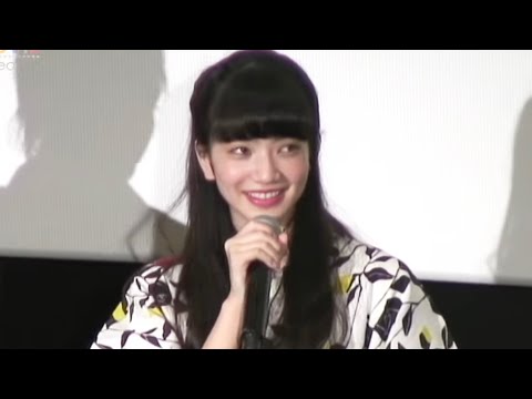 小松菜奈 浴衣の思い出はルンルン気分で行った夏祭りのどしゃ降りの雨 Youtube