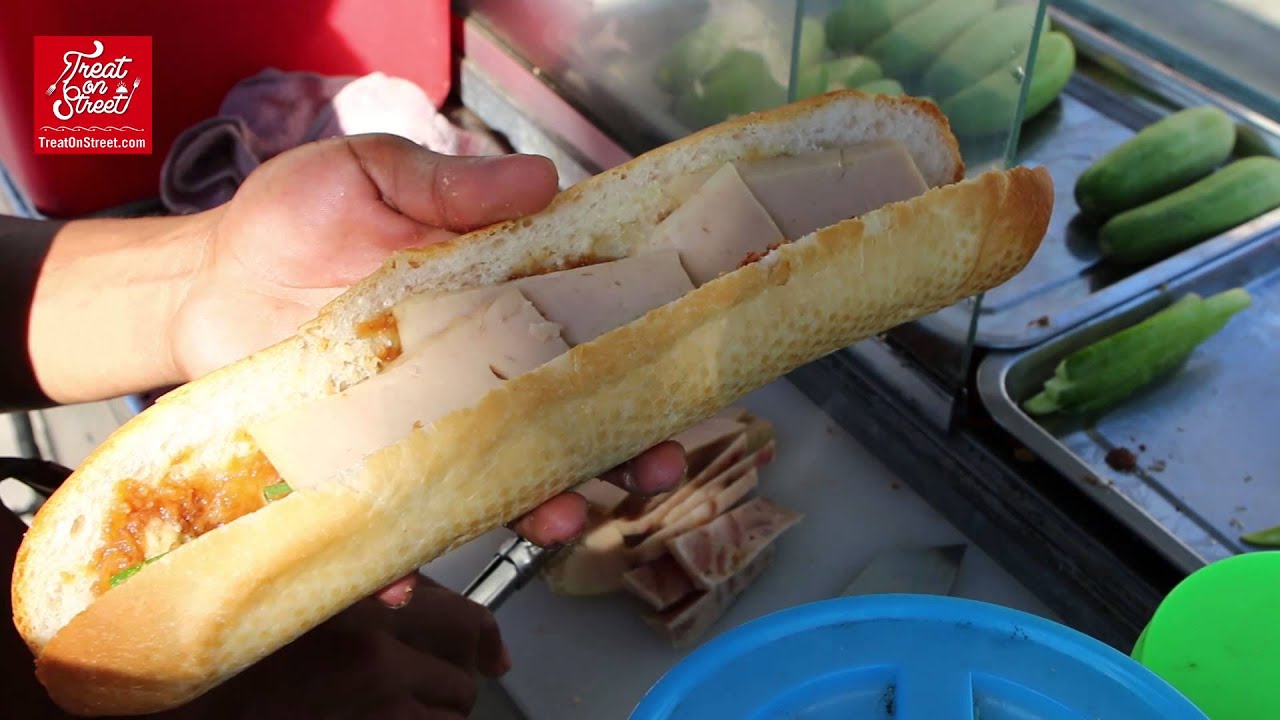 Thailand Street Food Bun Sandwich With Pork Sausages Thailand Street Food Bun Sandwich With Pork Sausages
