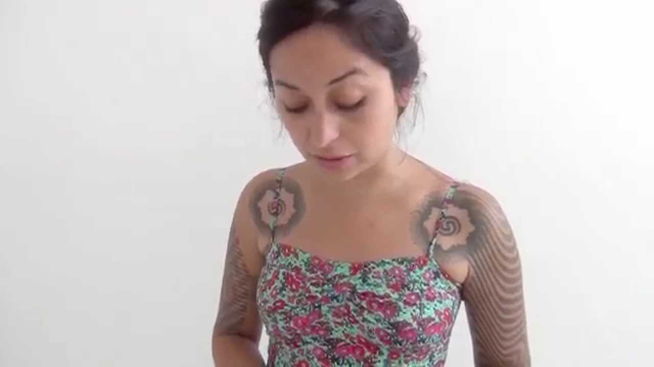 a girl with a beautiful tattoo - YouTube