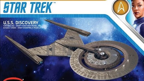 Polar Lights Round2 USS Discovery NCC 1031 Build Log