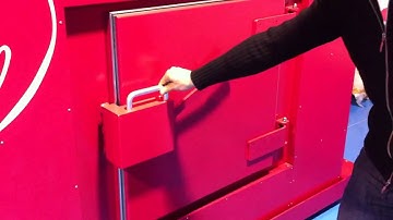 EMITE E400 Door   One hand operation