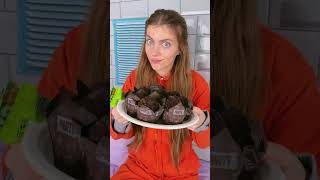 GENIUS HALLOWEEN FOOD HACKS 🕷️🧁 #shorts