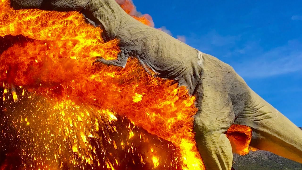 T-Rex Catches Fire at Amusement Park Despite the Fact That Real Dinosaurs Were Rarely on Fire