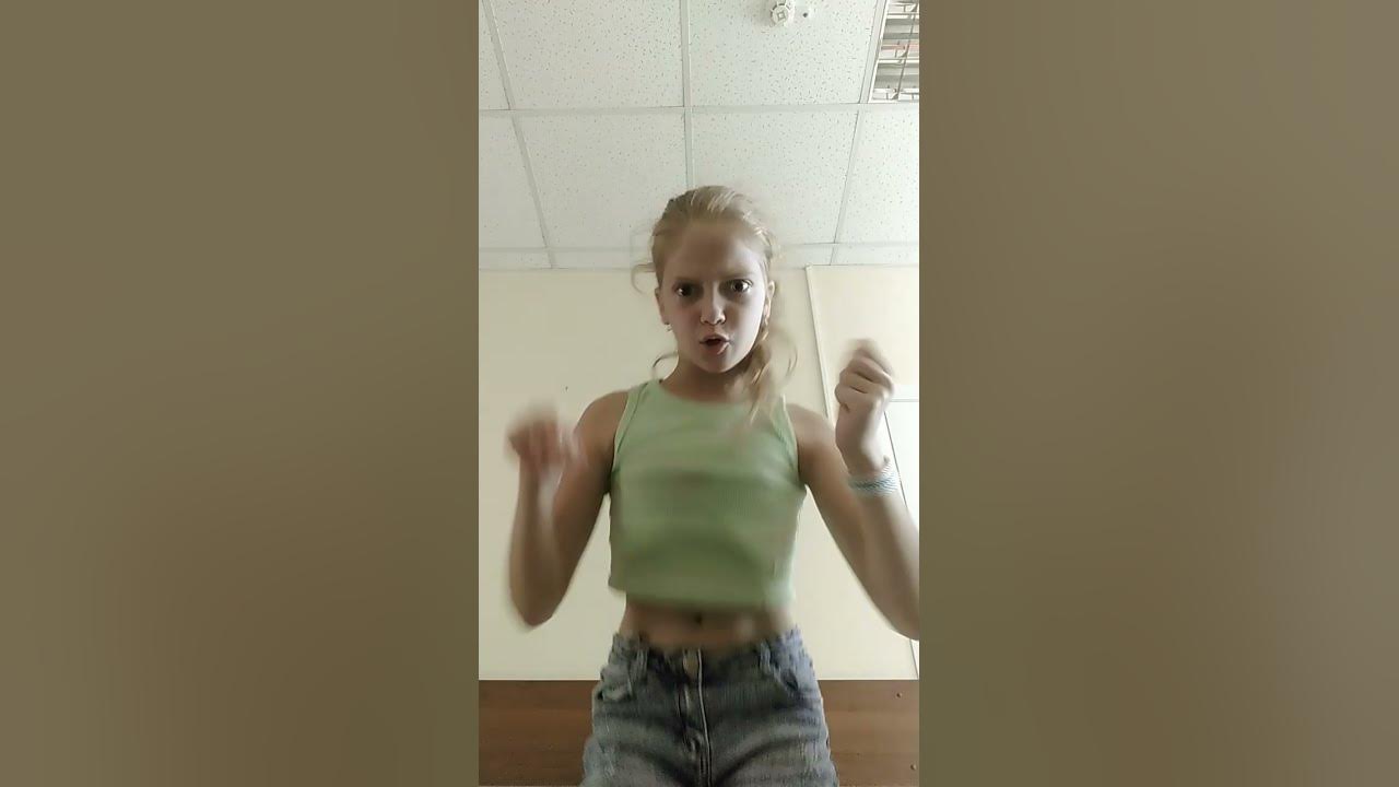 еее - YouTube
