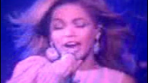 Beyonce on Letterman singing Halo, 05/26/09