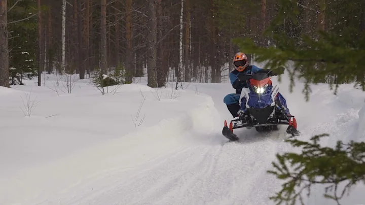 2022 Polaris 650 INDY XCR 136