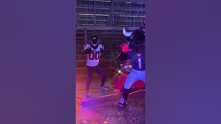 mannequin got tko’d 😵 #houston #texans #prank #scare