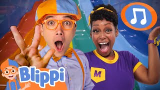 🕺🏻Get The Wiggles Out Karaoke!🕺🏻 | Blippi Music Video! | Sing Along With Me | Moonbug Kids Songs