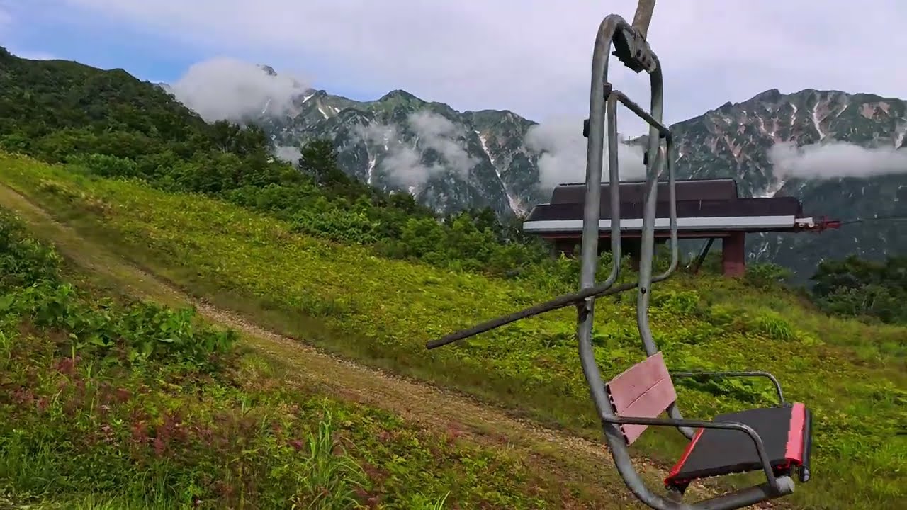 250809白馬五竜高山植物園（展望リフト乗車中）
