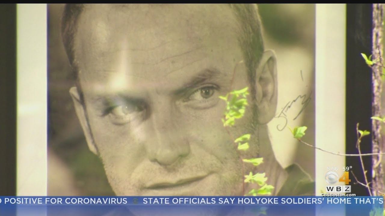 Local Photographer Hosts Socially Distanced Show With Famous Musicians