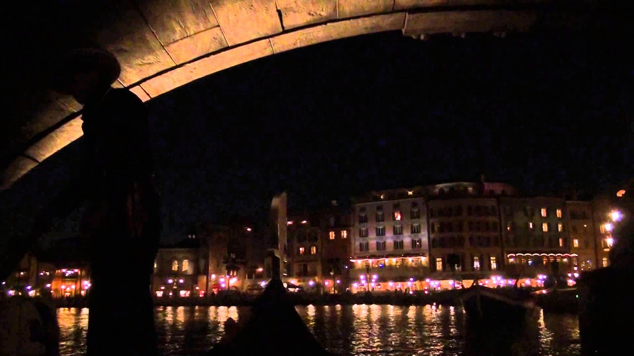 Tokyo Disneysea Venetian Gondolas 夜のヴェネツィアン ゴンドラ 15 4 9 Youtube