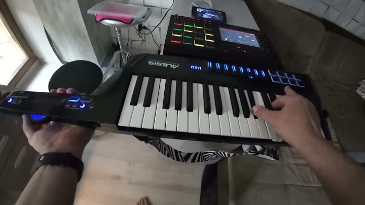 Cool Wireless Duo: Akai mpc Live 2 + Alesis Vortex Wireless 2 midi Keytar