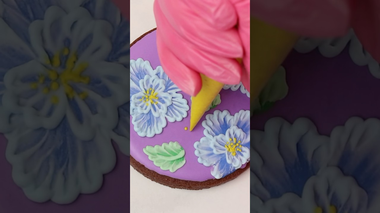 This is one of those “trust the process” cookie designs 😅 