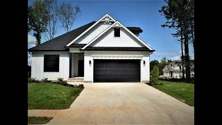 Bender Realty - 5032 Lakeside Lane NE