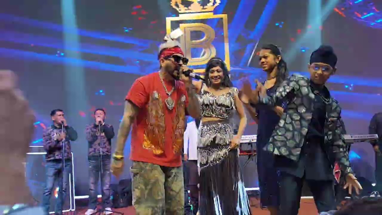 Must Watch Jazzy B LIVE Performance, Pitampura Delhi | Naag Jazzy B | Dil Lutiya | Jatt Mauja Karda