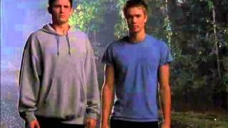 One Tree Hill 1x06 - (Mรบsica: Dispatch - Headlights) (Caleb Morikam)