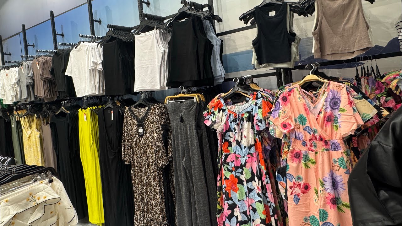 📣البرندات وصلت فلامنجوا خلوها ب8ريال و9و12بلايز بجامات تنانير فساتين  تن وان /مشترياتي