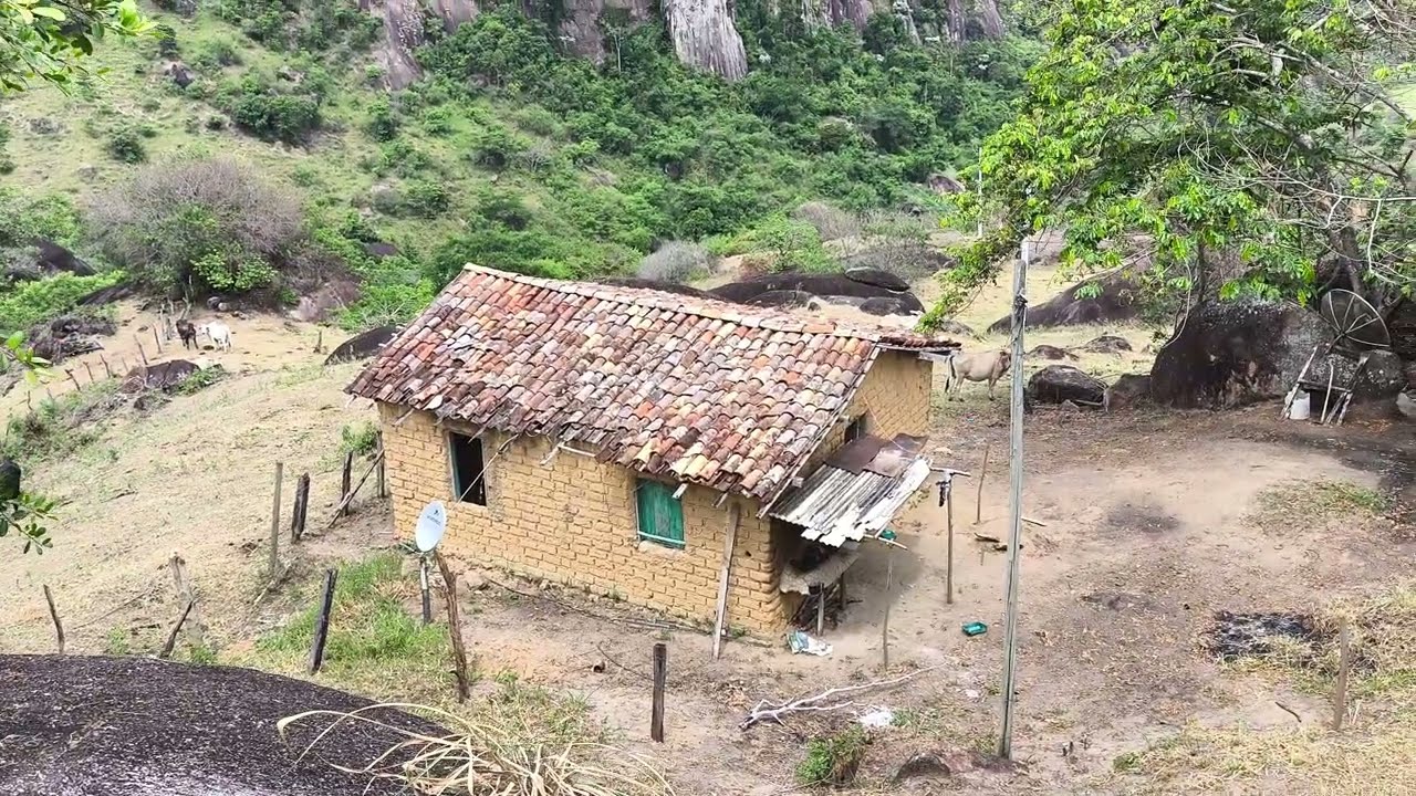 NÃO ACREDITEI QUANDO CHEGUEI LÁ ELE MORA TOTALMENTE ISOLADO DE TUDO E DE TODOS