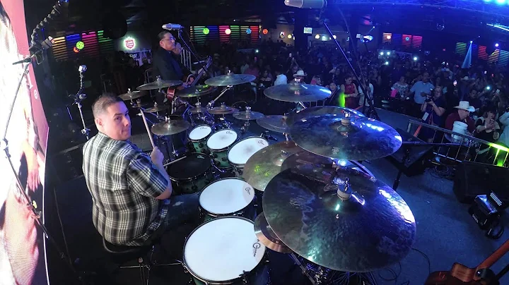 Bobby Pulido / Aaron Holler - Live - Intro & Vanid...