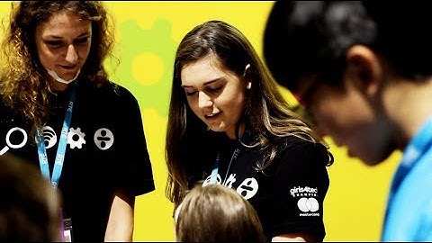 Mastercard meets Girls4Tech at CoderDojo Coolest Projects