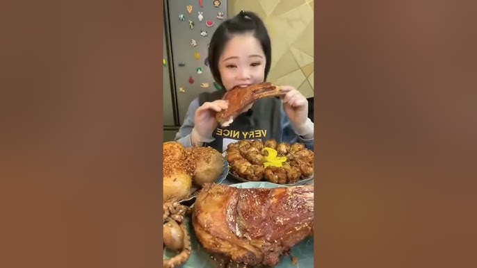 Кривой Рогтағы әжетханадағы жасырын камера