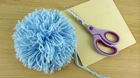 How to make large Pom Pom for hats tutorial DIY - Happy Crochet Club