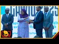 RAIS SAMIA AKIGAWA TUZO KWA TAASISI NA MASHIRIKA YA HAPA TANZANIA ZA MWAKA 2025 