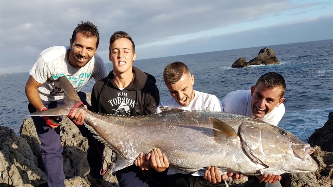 Pesca extrema: Medregal de 56.5 kg en Tenerife. RECORD!!