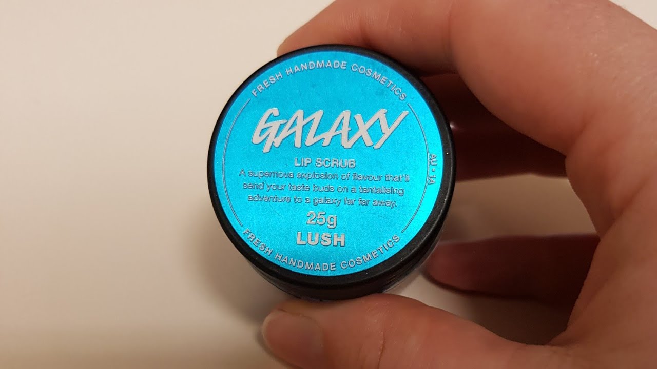 "Galaxy" Lip Scrub (Christmas 2019) Lush Reviews 118 YouTube