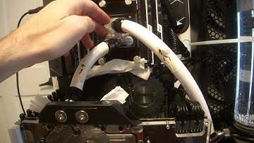 Ep 26: Winter Oak custom PC build (flushing the radiator & LOOP TEST!)