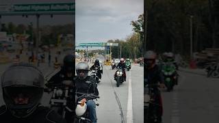 Highway cruising mood on🏍️ #ytshorts #biking #sundayfunday #superbikes #superbikeriders #bikerchic