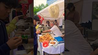 сыр копченый сулугуни, хинкали в Алматы на празднике #walkingtour