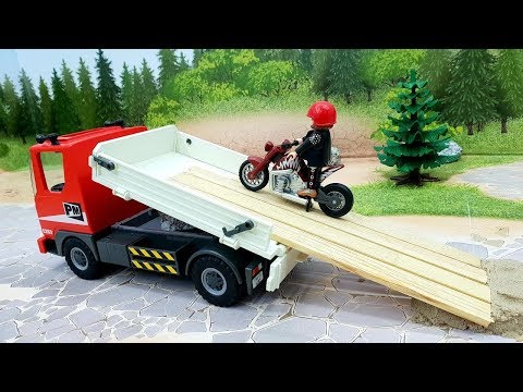 Мультики про машинки - видео для детей с игрушками Плеймобил - Воровство хот догов!