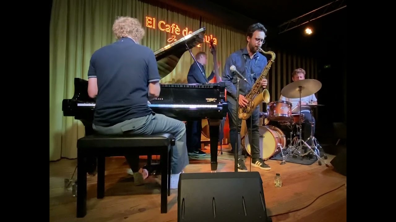 Joe Webb Trio + Lluc Casares - When Lights Are Low