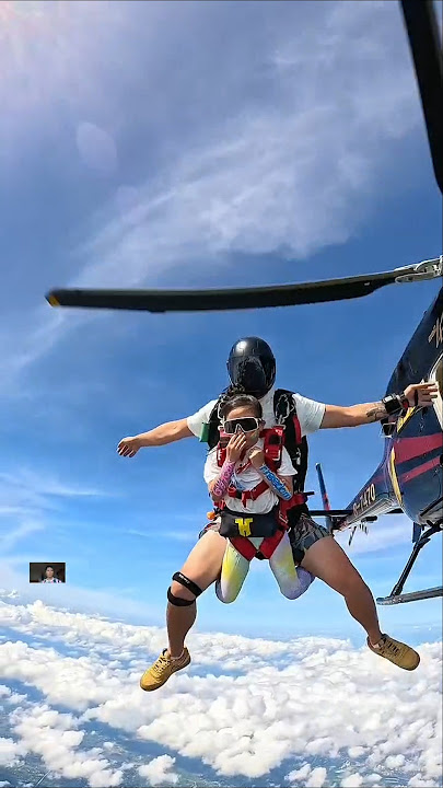skydiving Little child! #dama900m #skydiving #ytshorts #travel #top #love