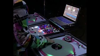 CUSTOM TECHNICS 1200'S REVEAL