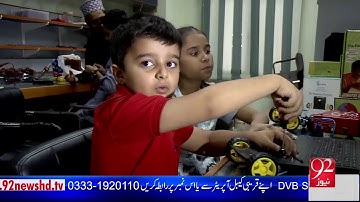 6 years old making his own Robots