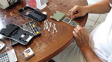 How to fix TI-nspire blank screen ( battery corrosion) tear down