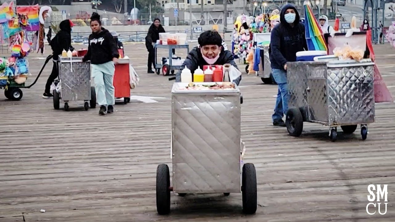 Unpermitted Street Vendors Evade Authorities in Santa Monica Pier Sweep