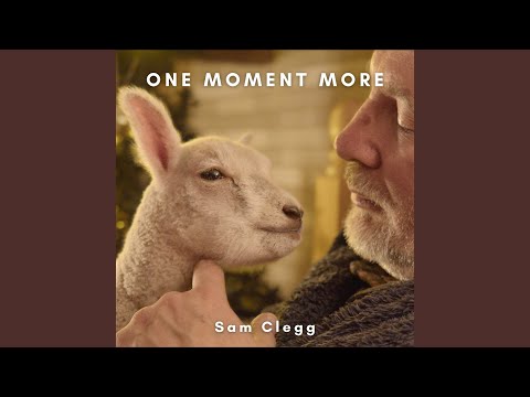 在 YouTube 上觀看「One Moment More」