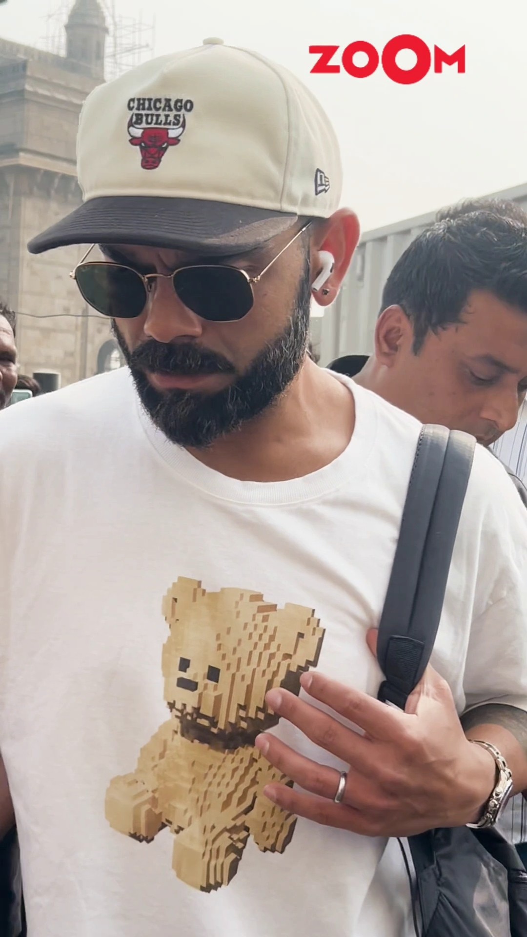 Virat Kohli spotted at Gateway of India as he RETURNS from Alibaug ? #viratkohli #shorts