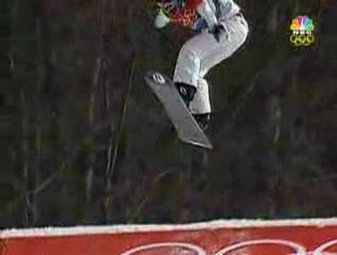 06 Winter olympics fall down in the cross final