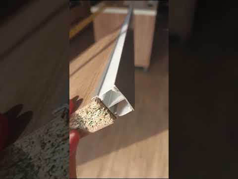 قطاع المنيوم لرف خشب مضىء من الاعلى والاسفل خزائن مطابخ تاتش وود